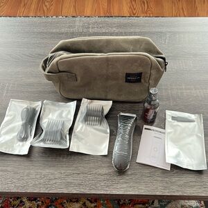 NWOT Meridian Grooming Kit